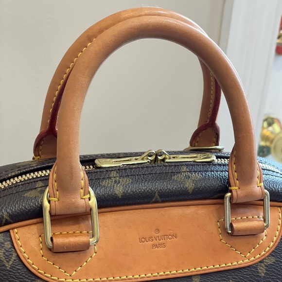 💗Louis Vuitton Trouville - Picture 5 of 15